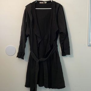 Una Pluma hooded robe